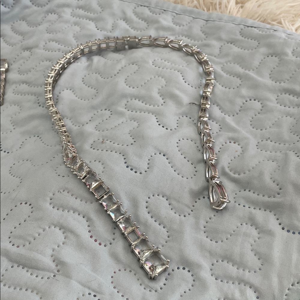 Swarovski Elegant Matrix Silver Necklace